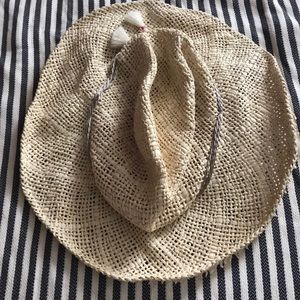 Cute straw hat! Lucky Brand!